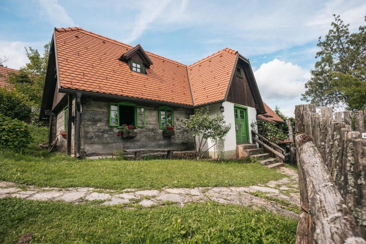 Apartmani Etno Kuca Pod Okicem Samobor Exterior foto